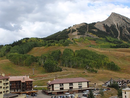 Snowcrest Condominiums Vacation Rentals In Crested Butte Co